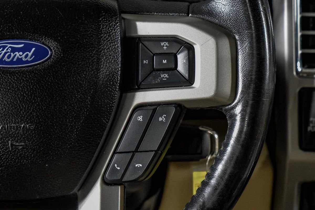 Used 2017 Ford F250 Lariat w/ Chrome Package image 18