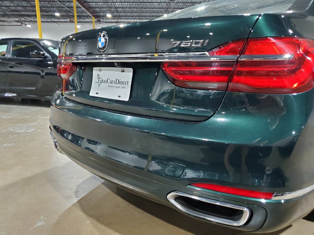Used 2016 BMW 750i xDrive AWD/4WD image 44