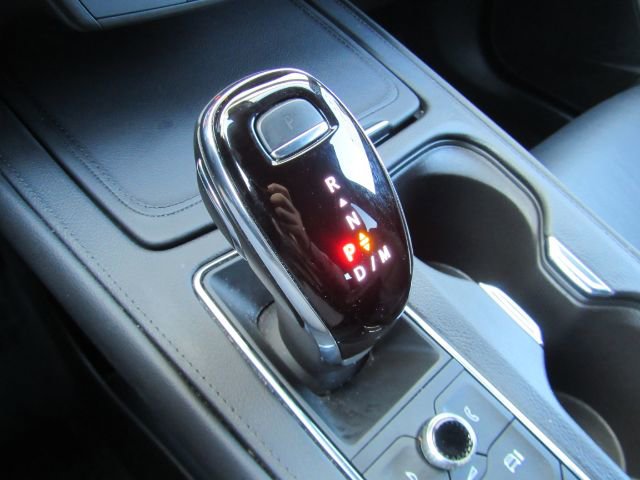 Used 2024 Cadillac XT4 Premium Luxury image 47