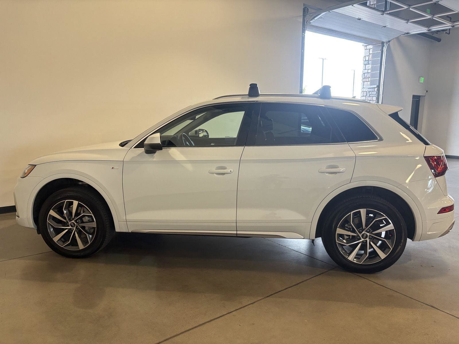 Used 2023 Audi Q5 2.0T Premium Plus AWD/4WD image 6