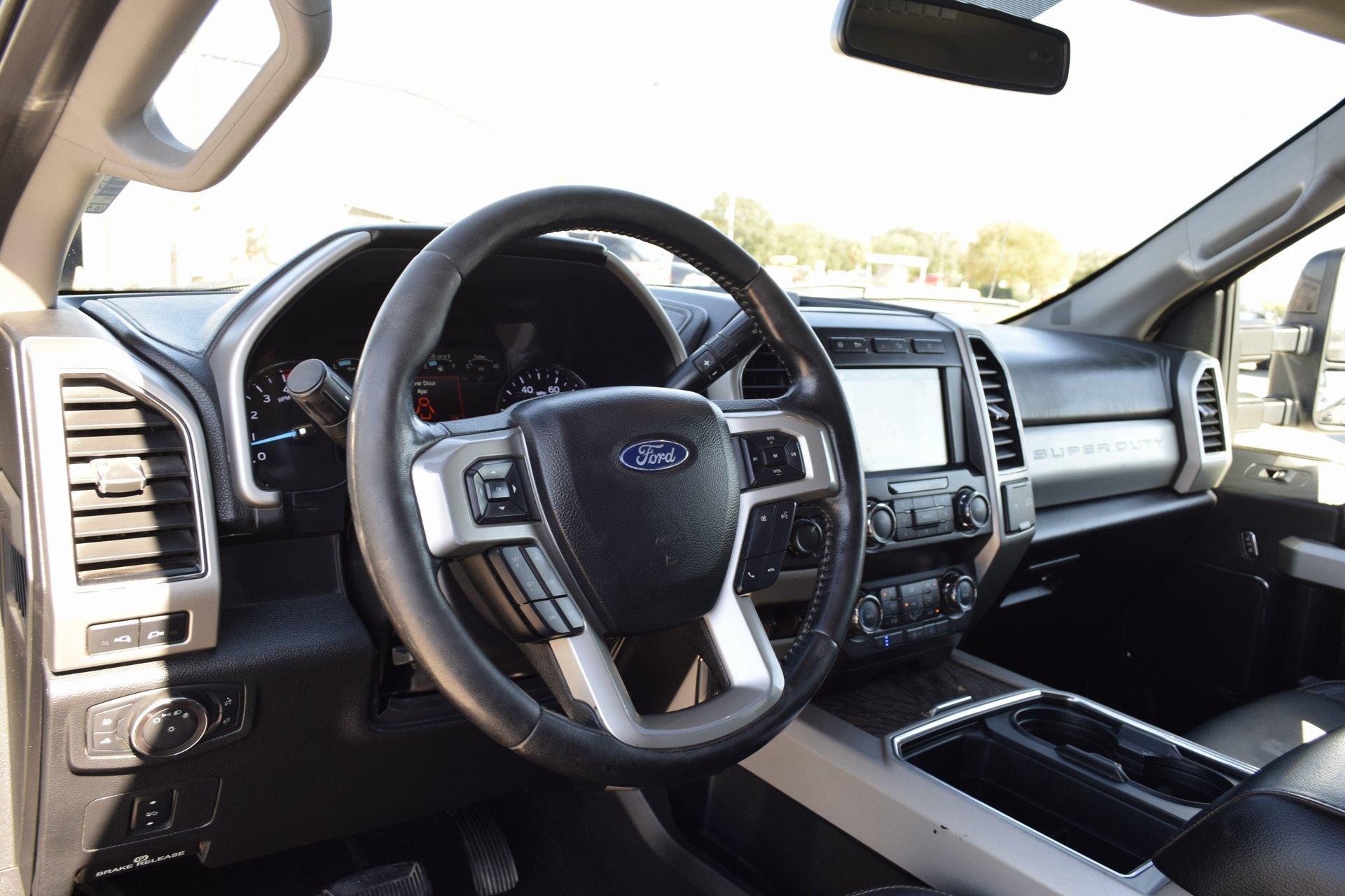 Used 2019 Ford F250 Lariat w/ Lariat Value Package image 18