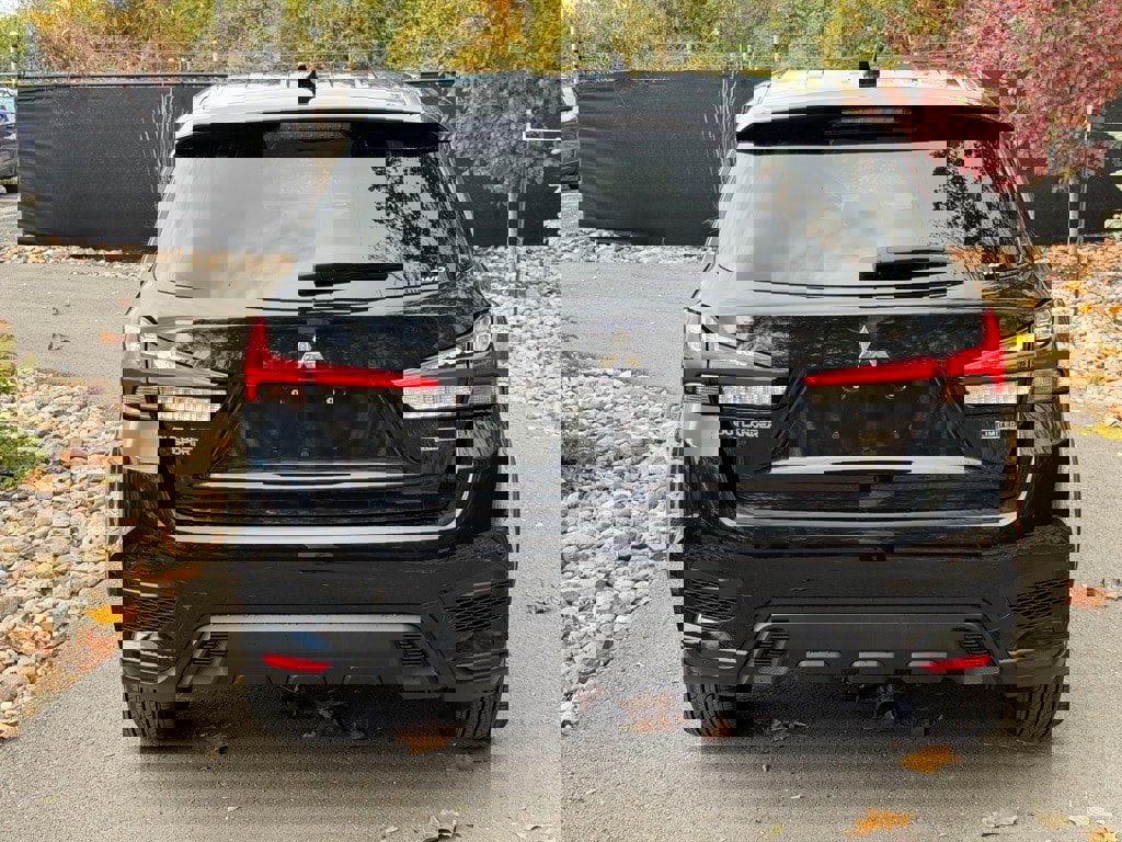 New 2025 Mitsubishi Outlander Sport AWD image 4