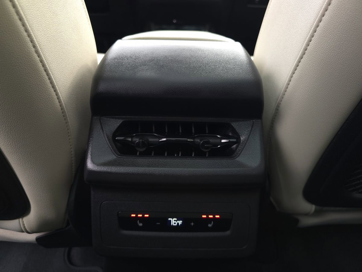 Used 2025 Audi Q6 e-tron Premium Plus AWD/4WD image 17