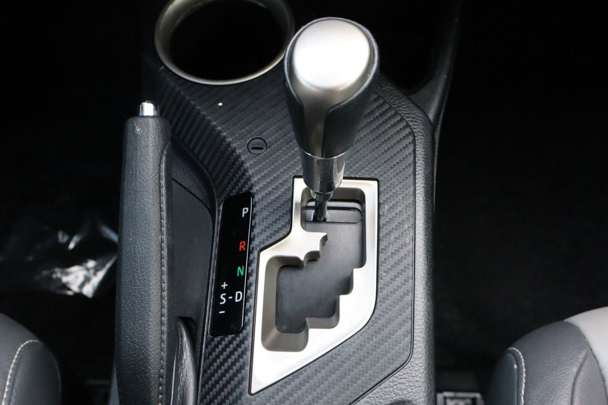 Used 2014 Toyota RAV4 Limited w/ Technology Package image 37