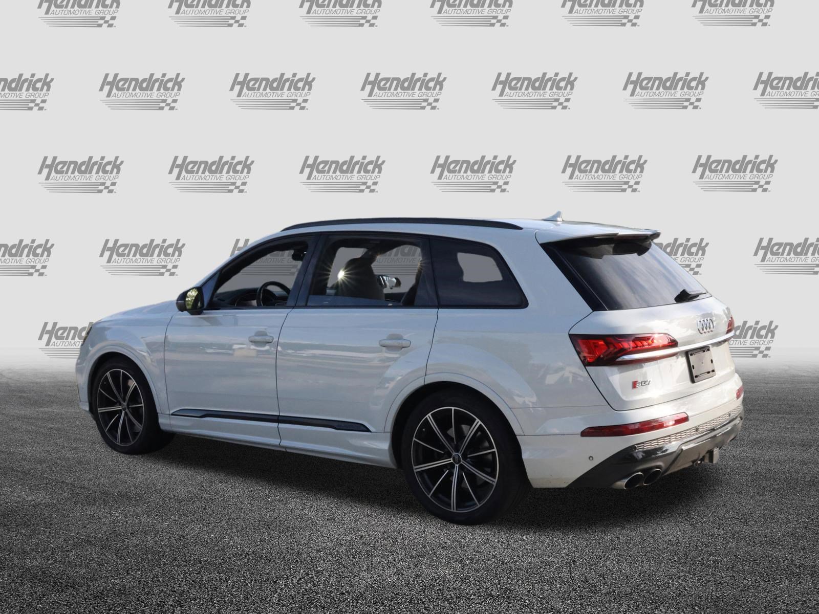 Used 2021 Audi SQ7 Premium Plus w/ Executive Package AWD/4WD image 7