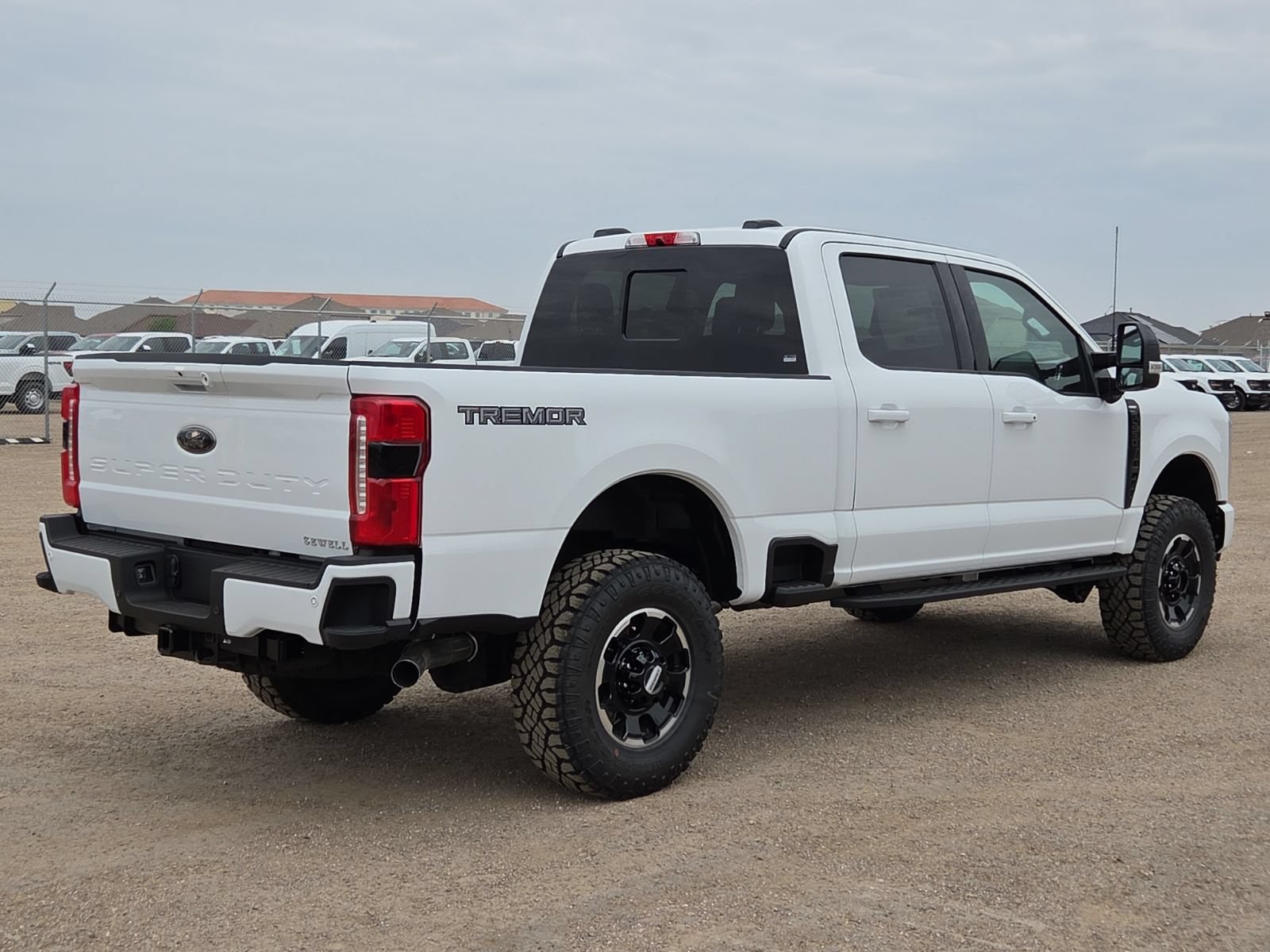 New 2026 Ford F250 Lariat w/ Tremor Off-Road Package AWD/4WD image 4