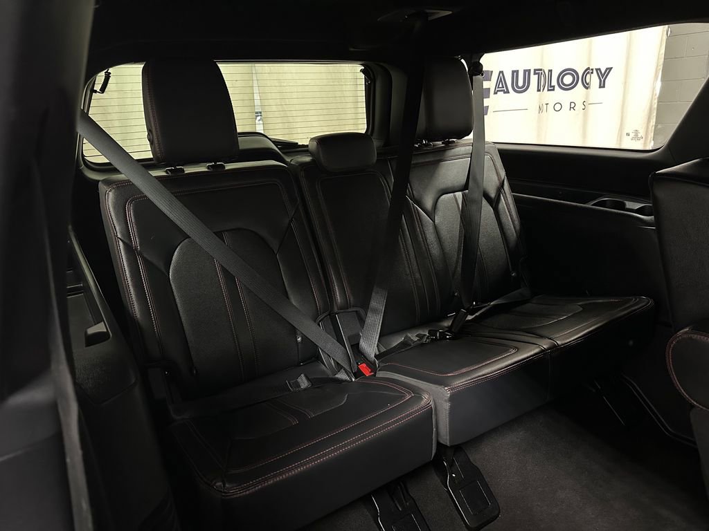 Used 2024 Ford Expedition Max Limited AWD/4WD image 22