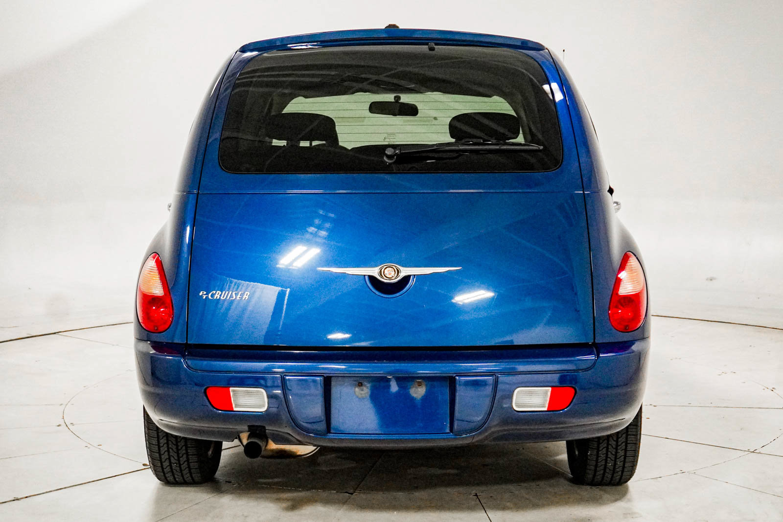 Used 2010 Chrysler PT Cruiser FWD image 6
