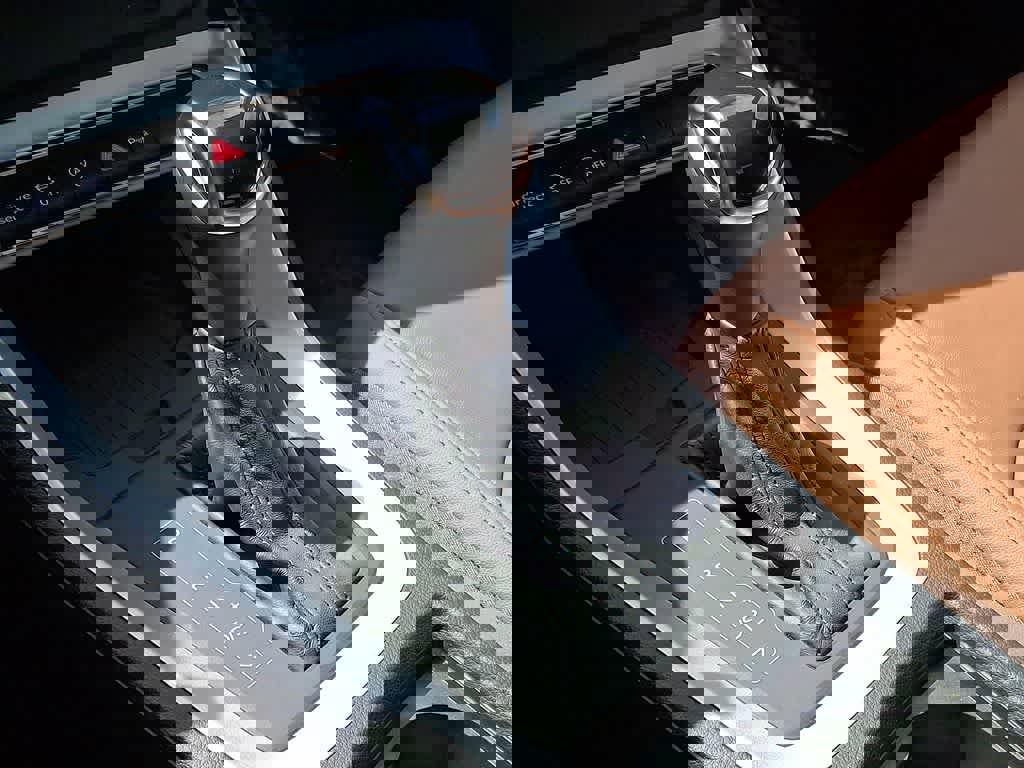 Used 2021 Audi Q3 2.0T Premium Plus w/ Premium Plus Package image 14