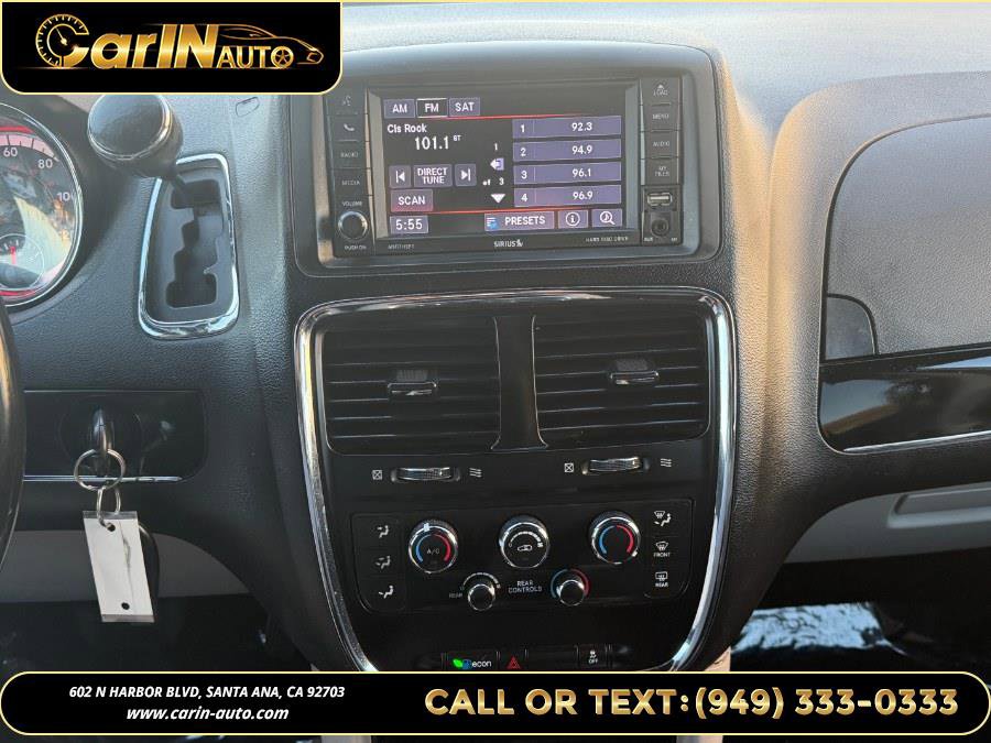Used 2019 Dodge Grand Caravan SXT image 22