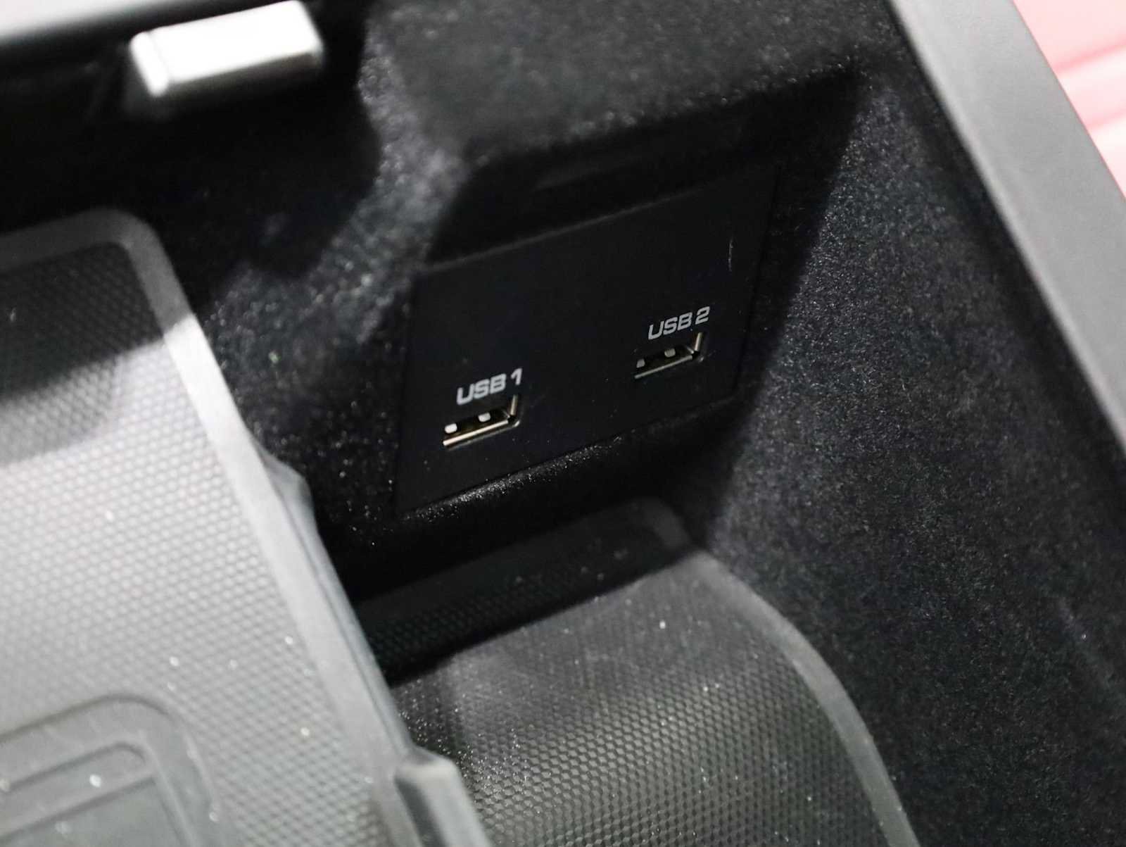 Used 2019 Porsche Cayenne Turbo AWD/4WD image 35