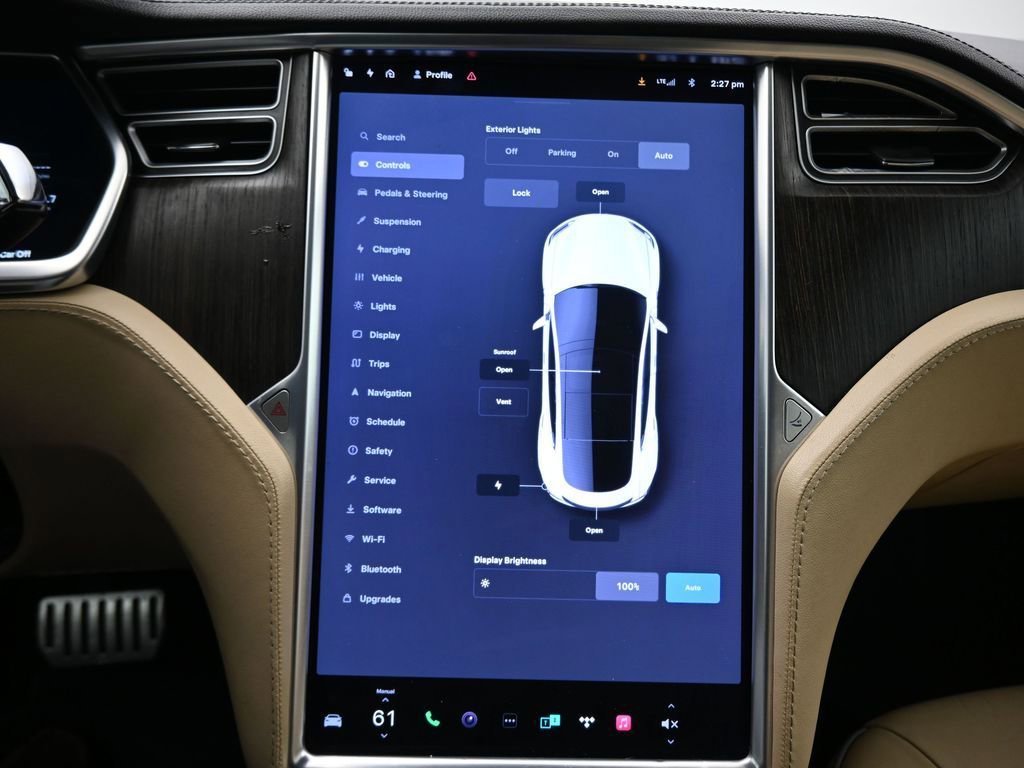 Used 2013 Tesla Model S Performance image 18