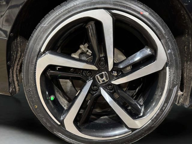 Used 2018 Honda Accord Sport image 32