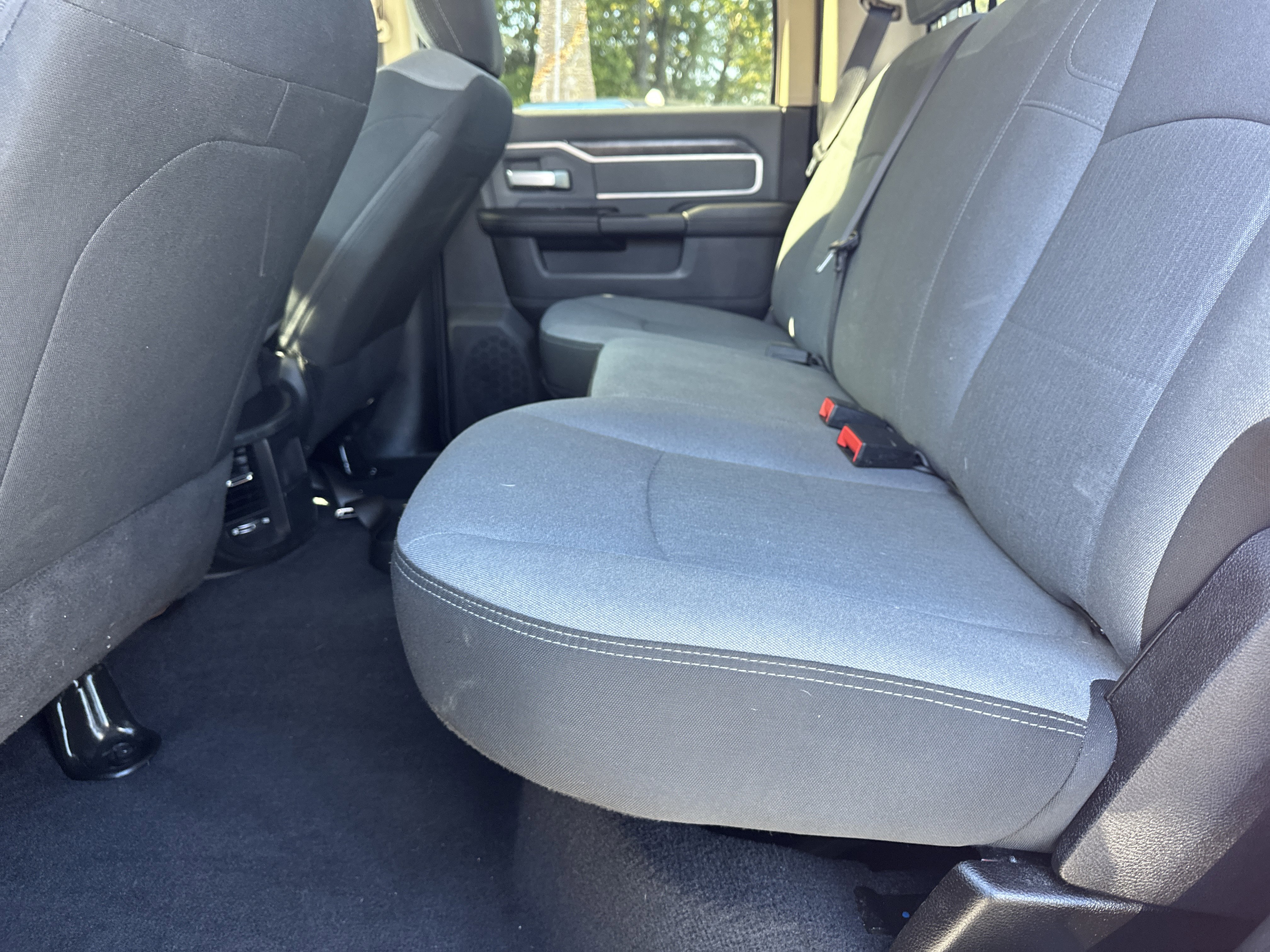 Used 2019 RAM 2500 Big Horn image 24