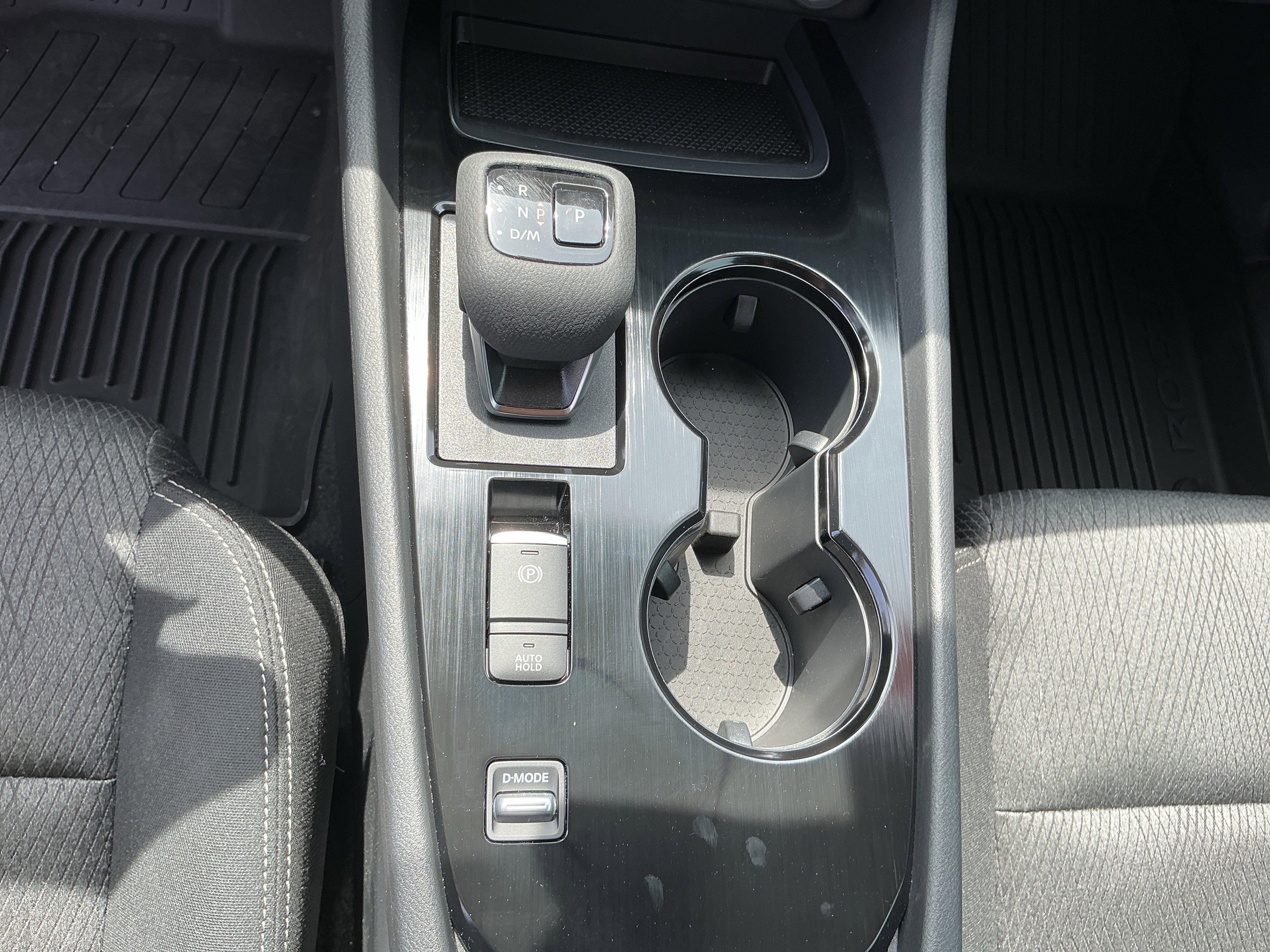 Certified 2026 Nissan Rogue SV FWD image 19