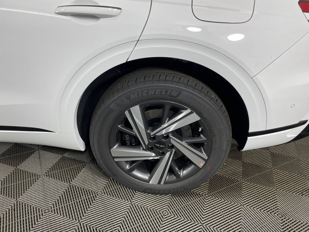 New 2026 Genesis GV70 3.5T Sport Advanced AWD/4WD image 18