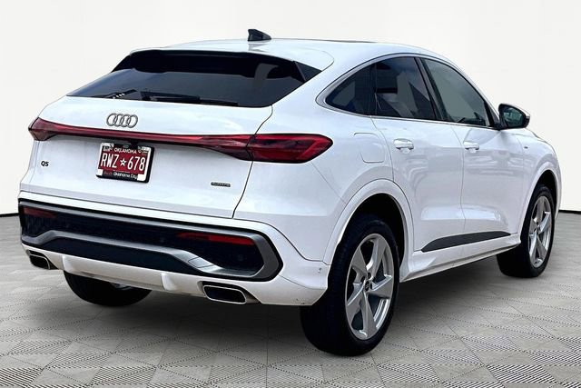 Used 2025 Audi Q5 Premium Plus w/ Premium Plus AWD/4WD image 2