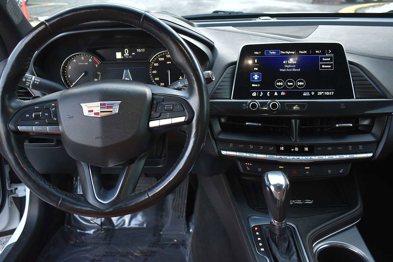 Used 2020 Cadillac CT4 Premium Luxury image 12