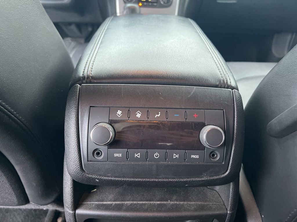 Used 2012 GMC Acadia SLT image 25