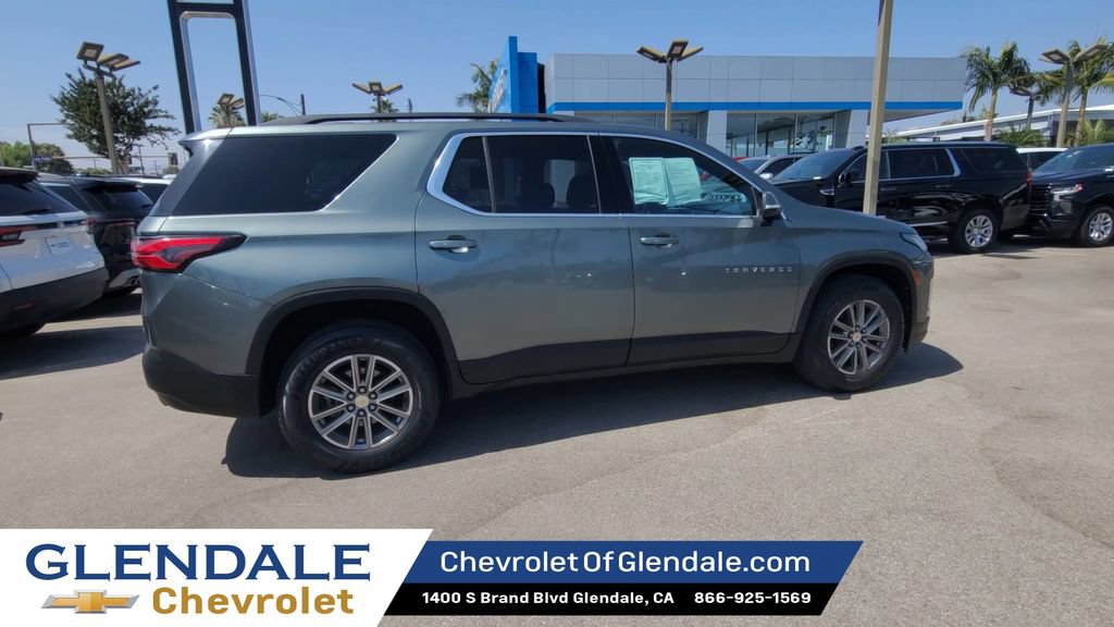 Certified 2023 Chevrolet Traverse LT FWD image 8