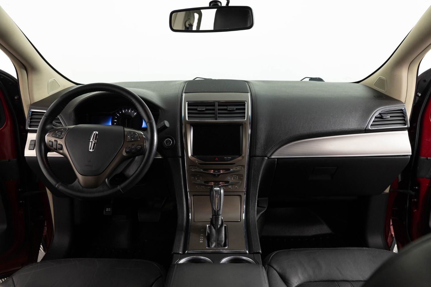 Used 2013 Lincoln MKX AWD image 33