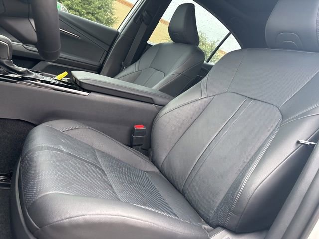 Used 2026 Toyota Camry XSE w/ Premium Plus Package image 8