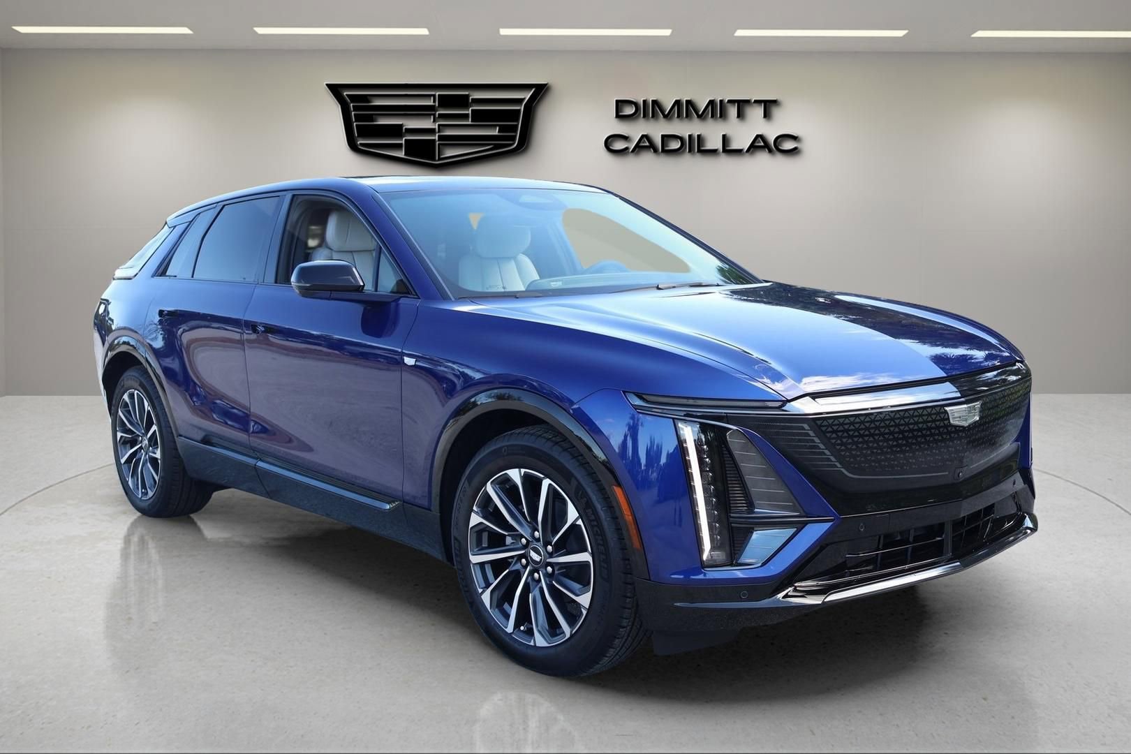 New 2026 Cadillac Lyriq Sport RWD image 12