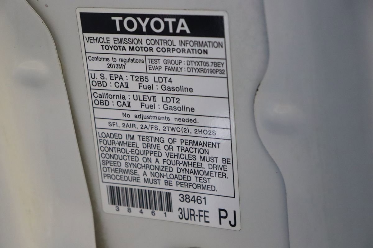 Used 2013 Toyota Sequoia Platinum RWD image 75