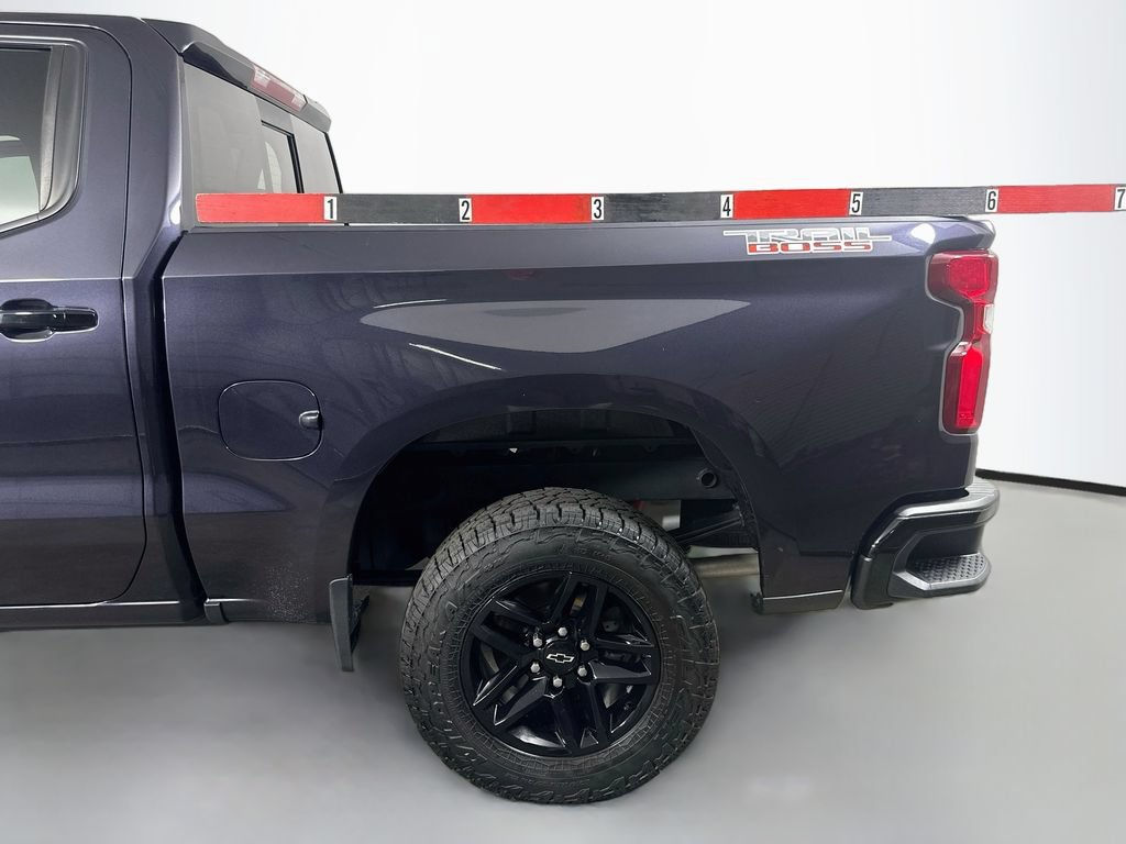 Used 2024 Chevrolet Silverado 1500 LT Trail Boss w/ Convenience Package II AWD/4WD image 39