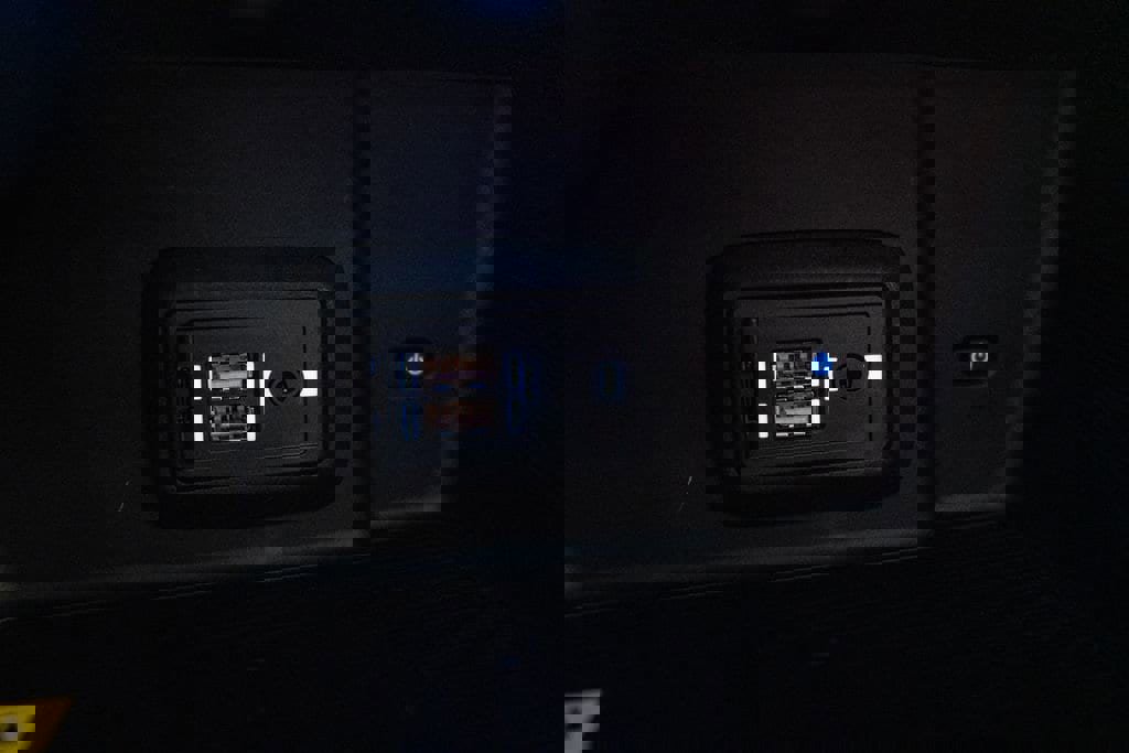 Used 2021 Toyota Venza Limited w/ Advanced Technology Package AWD/4WD image 29