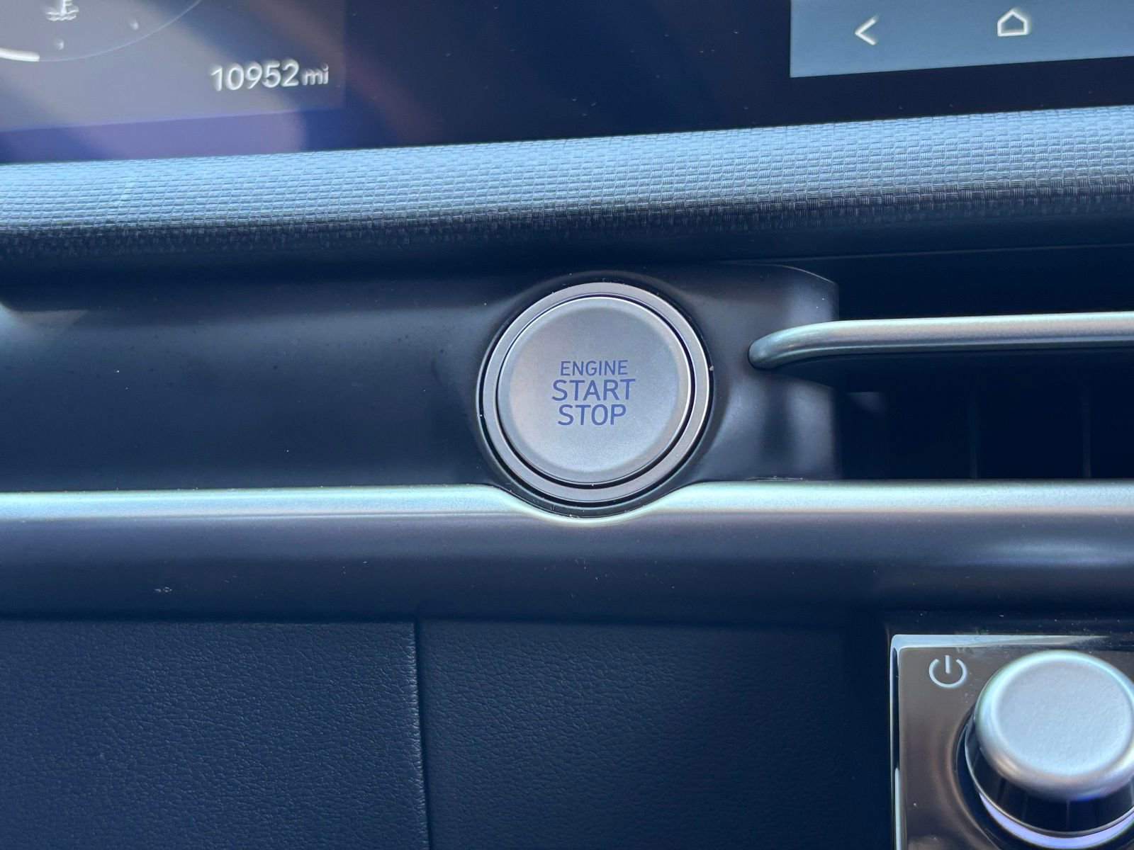 Certified 2025 Hyundai Tucson SEL FWD image 23