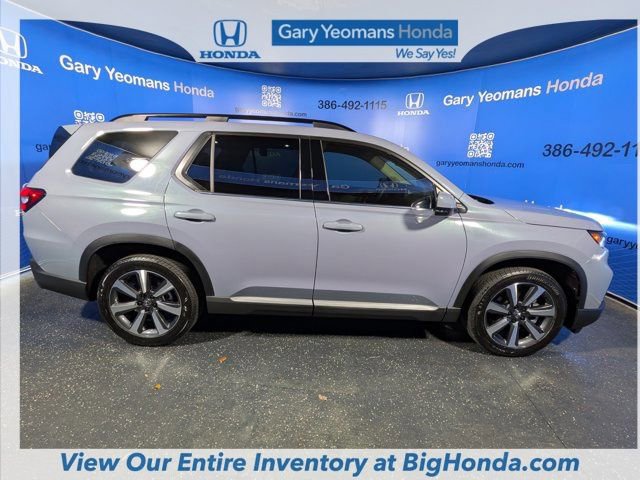 Certified 2025 Honda Pilot Touring image 6