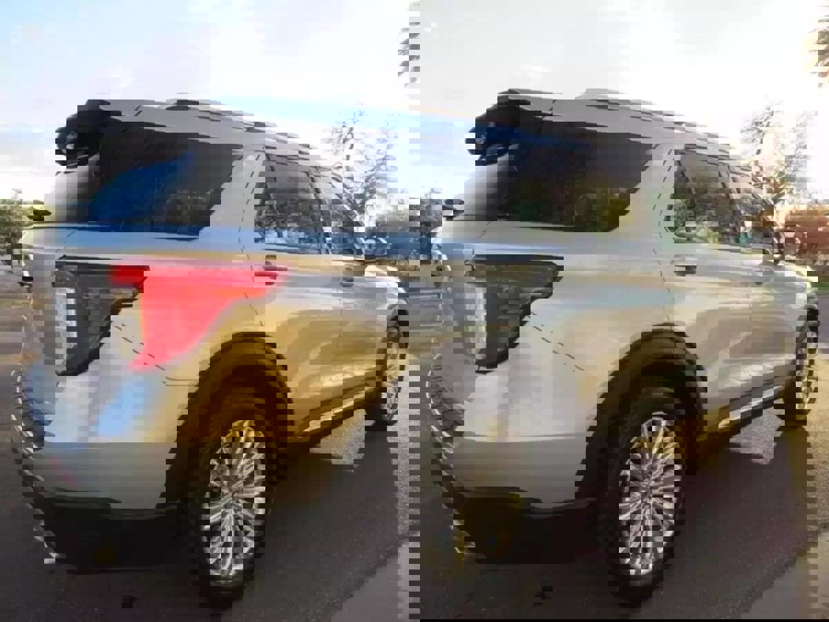 Used 2020 Ford Explorer Limited image 47