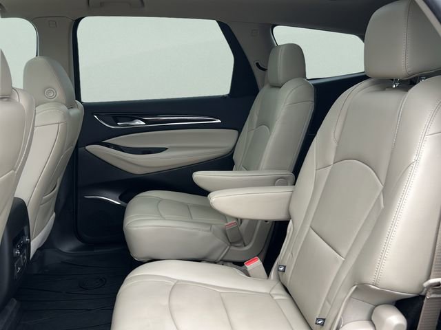 Used 2019 Buick Enclave Essence image 17