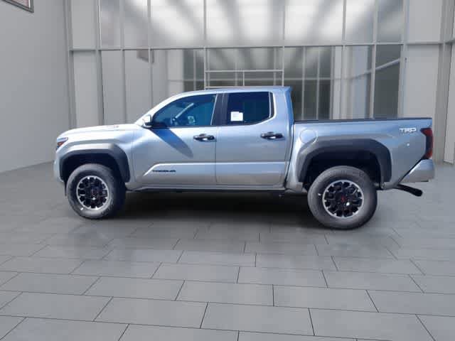 New 2026 Toyota Tacoma TRD Off-Road AWD/4WD image 2