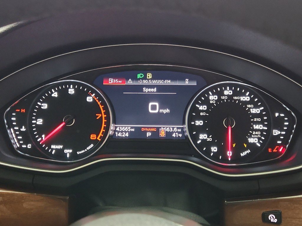 Used 2023 Audi A4 2.0T Premium w/ Convenience Package image 18