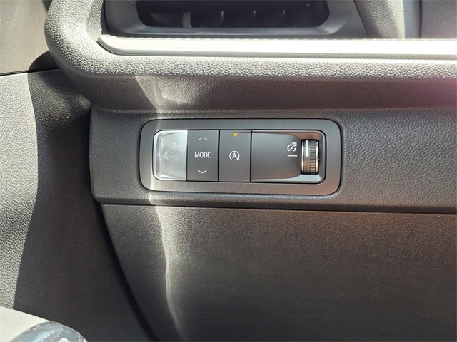 New 2026 Chevrolet Traverse LT image 20