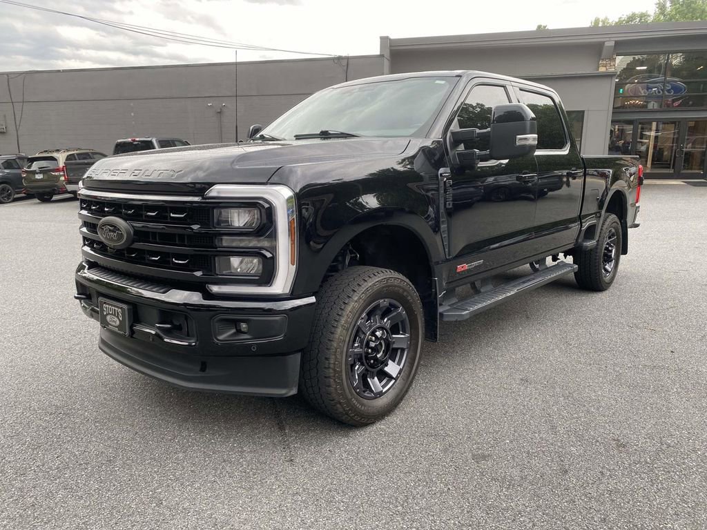 Certified 2024 Ford F350 Lariat w/ Lariat Ultimate Package AWD/4WD image 3
