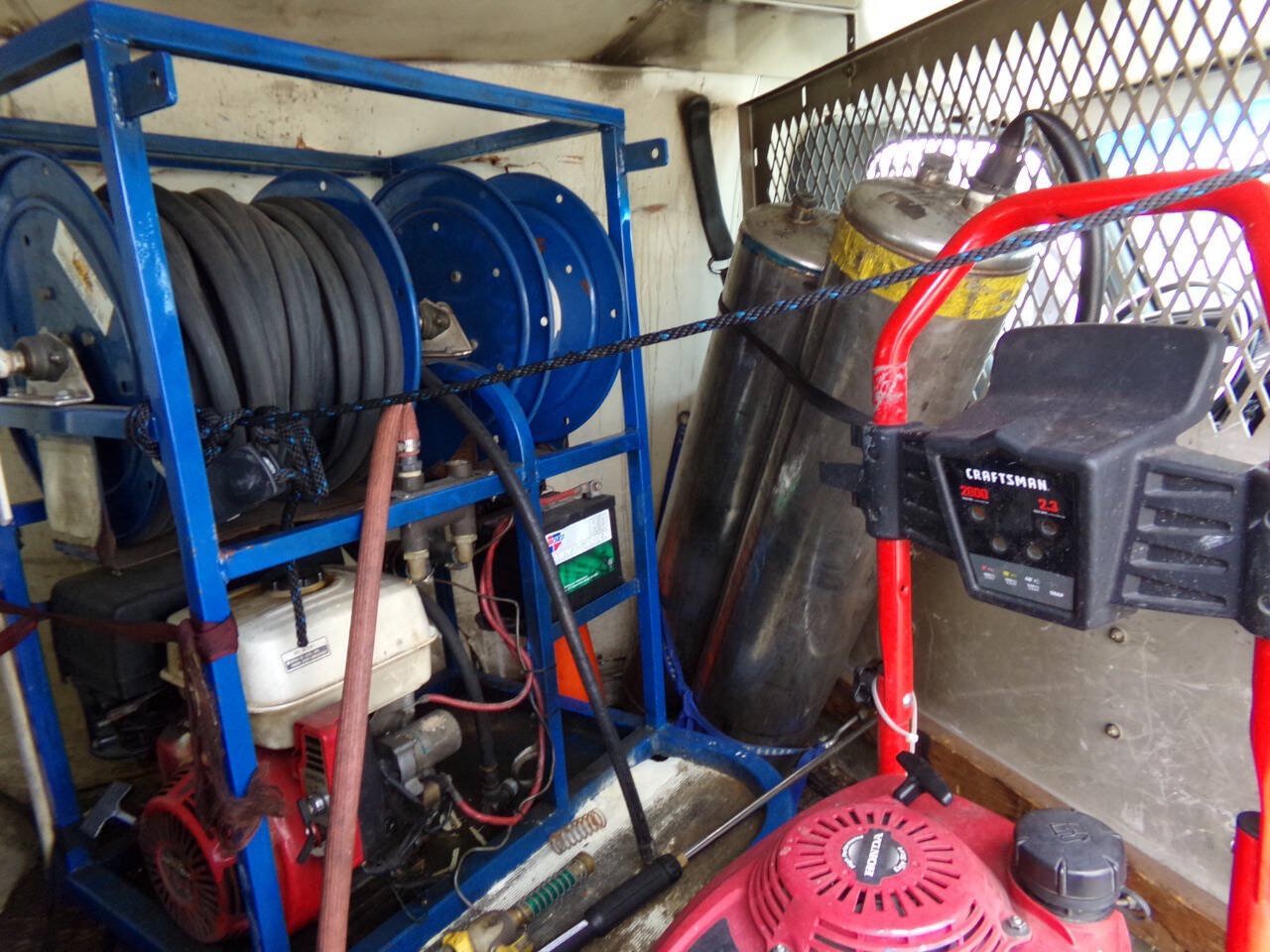 Used 1995 Ford E-250 and Econoline 250 Super RWD image 32