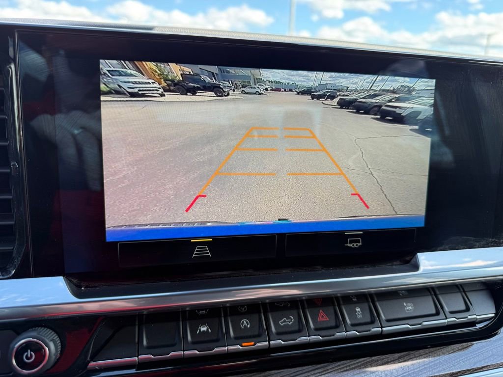 Used 2022 Chevrolet Silverado 1500 RST AWD/4WD image 19