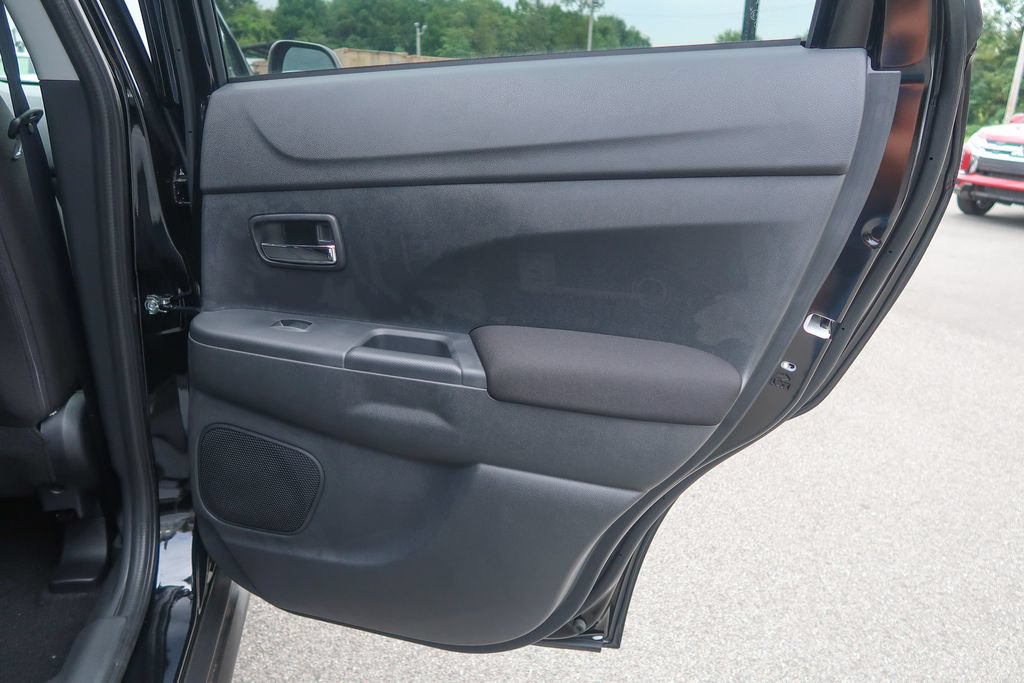 New 2027 Mitsubishi Outlander Sport ES AWD/4WD image 16