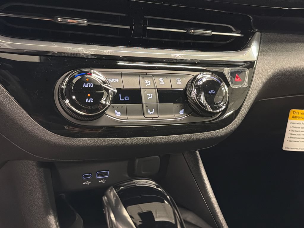 New 2026 Buick Envista Sport Touring w/ Convenience I Package FWD image 32