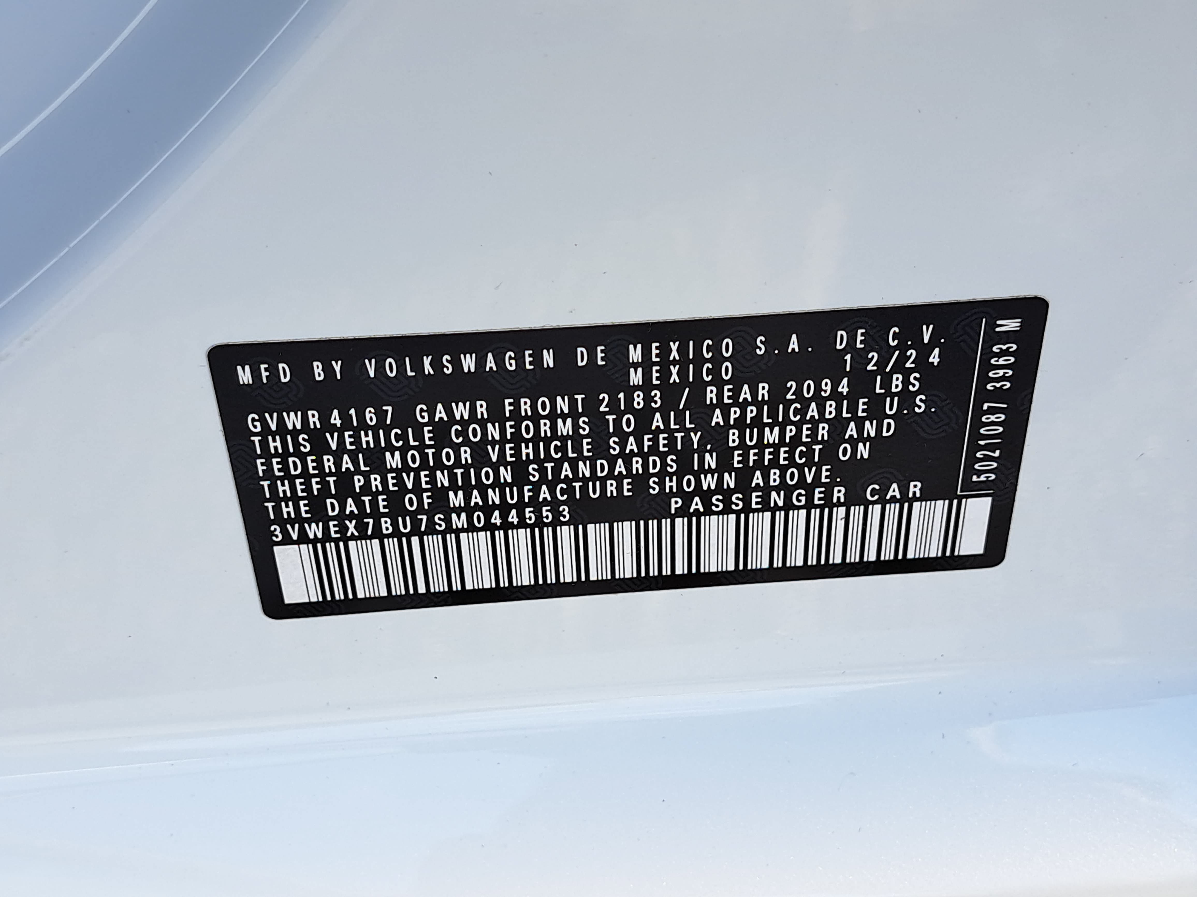 Certified 2025 Volkswagen Jetta SE w/ Black Wheel Package FWD image 32