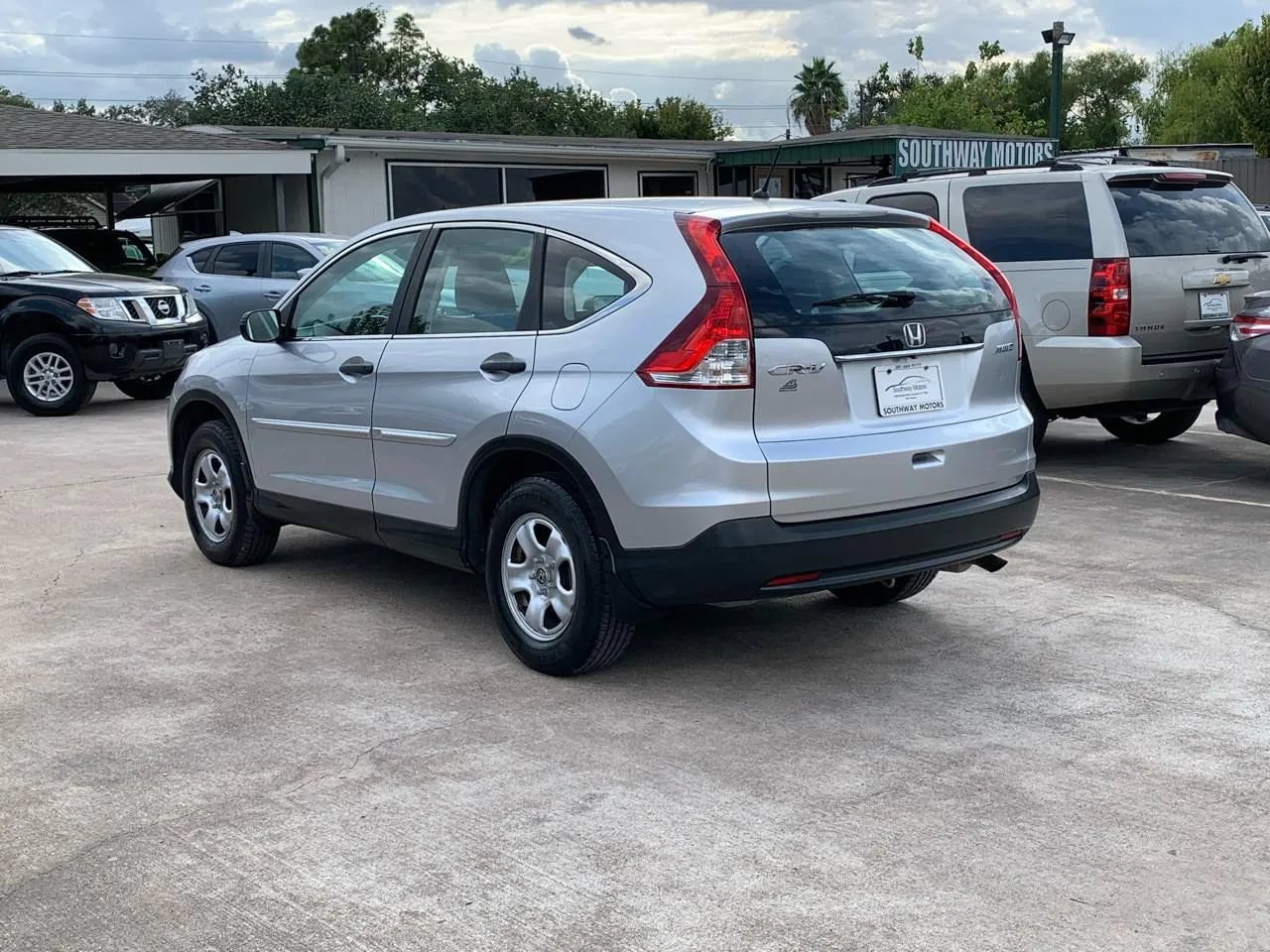 Used 2014 Honda CR-V LX image 5