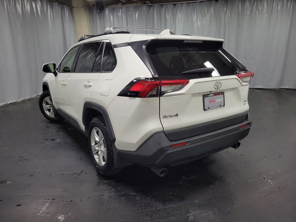 Used 2019 Toyota RAV4 XLE image 6