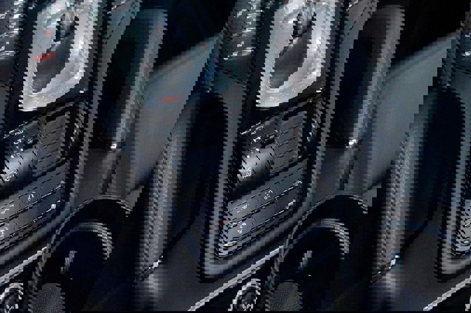 Used 2016 Porsche Cayenne image 52