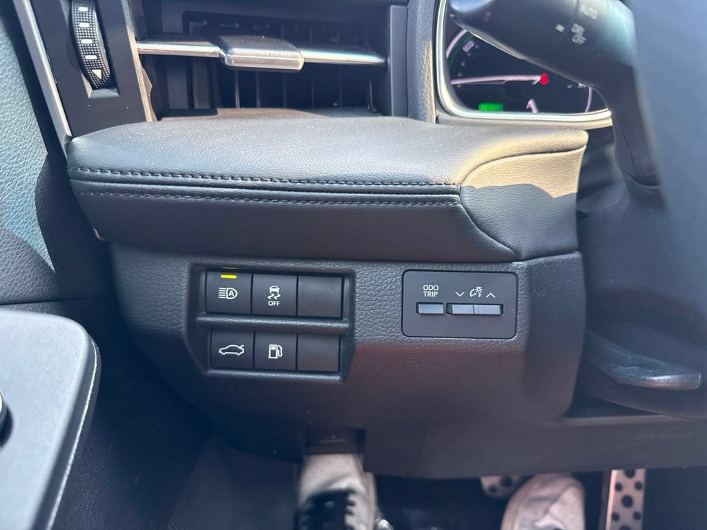 Used 2020 Toyota Avalon XSE w/ All Weather Liner Package FWD image 15
