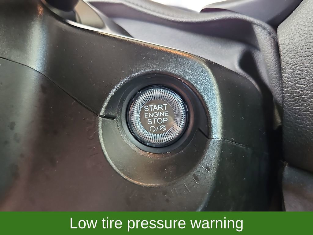 Used 2023 Jeep Renegade Trailhawk image 17