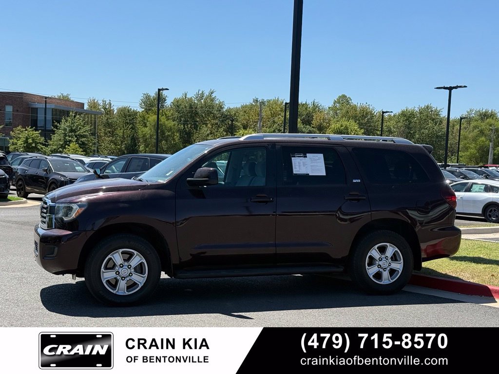 Used 2018 Toyota Sequoia SR5 AWD/4WD image 4
