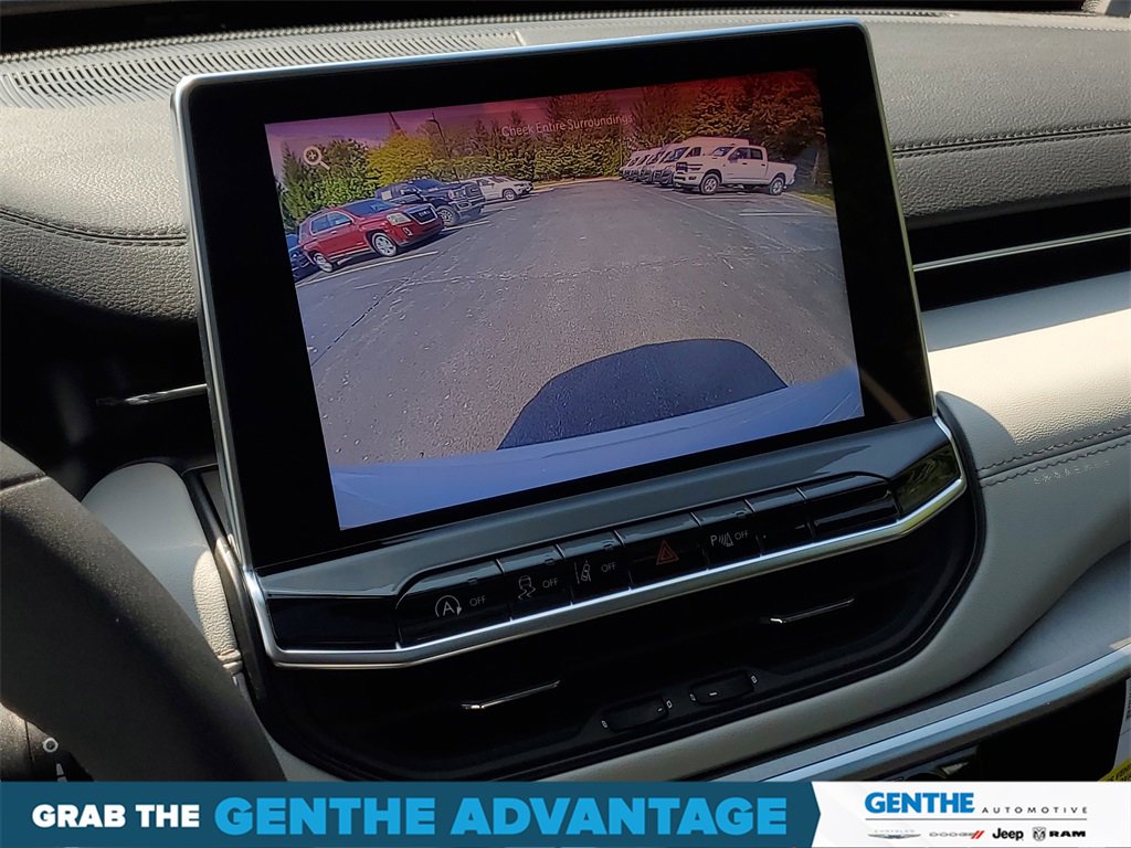 Used 2025 Jeep Compass Limited w/ Sun & Sound Group image 21